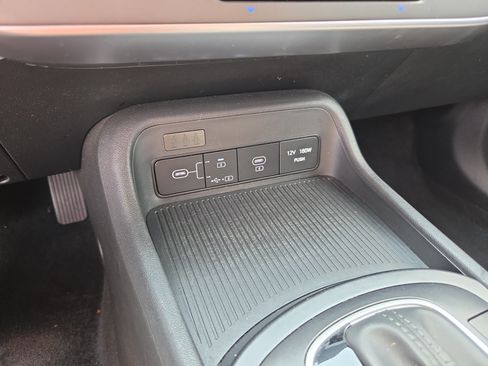 Used 2024 Hyundai Kona SEL AWD/4WD image 23