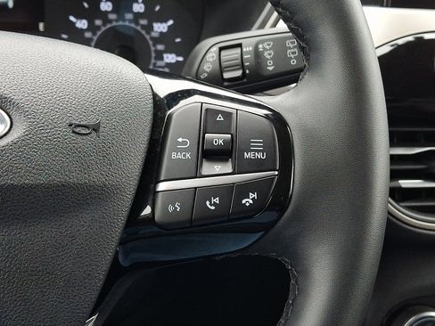 Certified 2022 Ford Escape SE w/ Cold Weather Package image 21