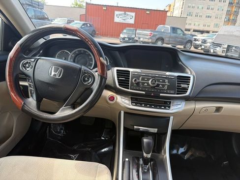 Used 2014 Honda Accord EX image 10