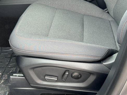 Used 2025 Ford Explorer Active image 24