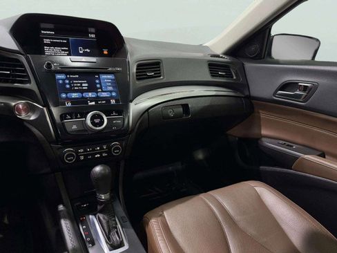 Used 2019 Acura ILX w/ Premium Package image 33