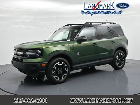 Used 2023 Ford Bronco Sport Outer Banks w/ Tech Package AWD/4WD image 1