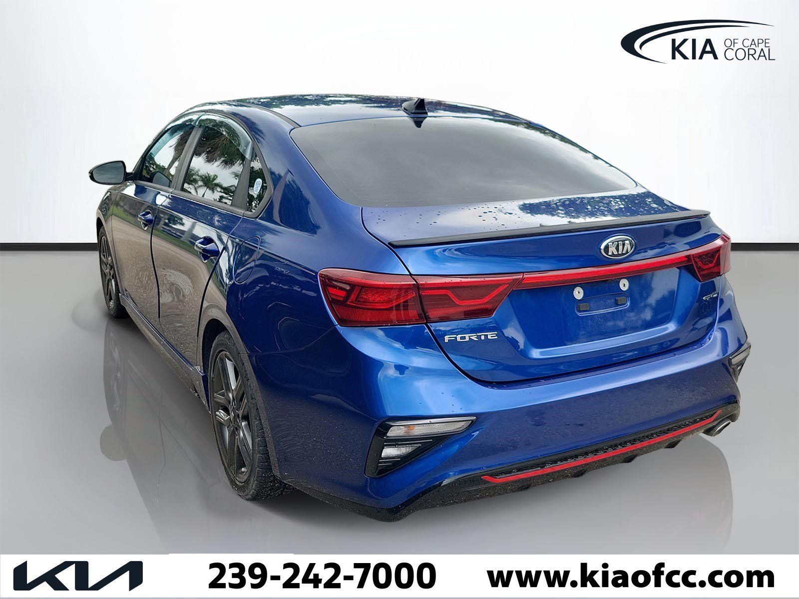 Used 2020 Kia Forte GT-Line w/ GT-Line Premium Package FWD image 4