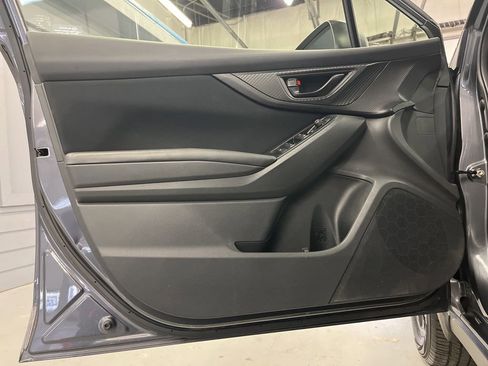 Certified 2023 Subaru Crosstrek 2.0i image 10