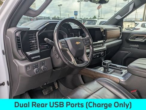 Used 2023 Chevrolet Silverado 1500 High Country w/ Technology Package AWD/4WD image 31