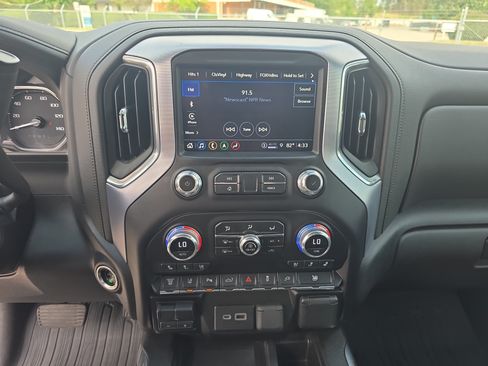 Used 2023 GMC Sierra 2500 SLT w/ SLT Premium Package AWD/4WD image 20
