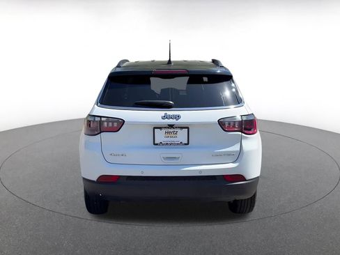 Used 2025 Jeep Compass Limited AWD/4WD image 12
