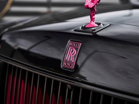 Used 2023 Rolls-Royce Phantom Sedan RWD image 9