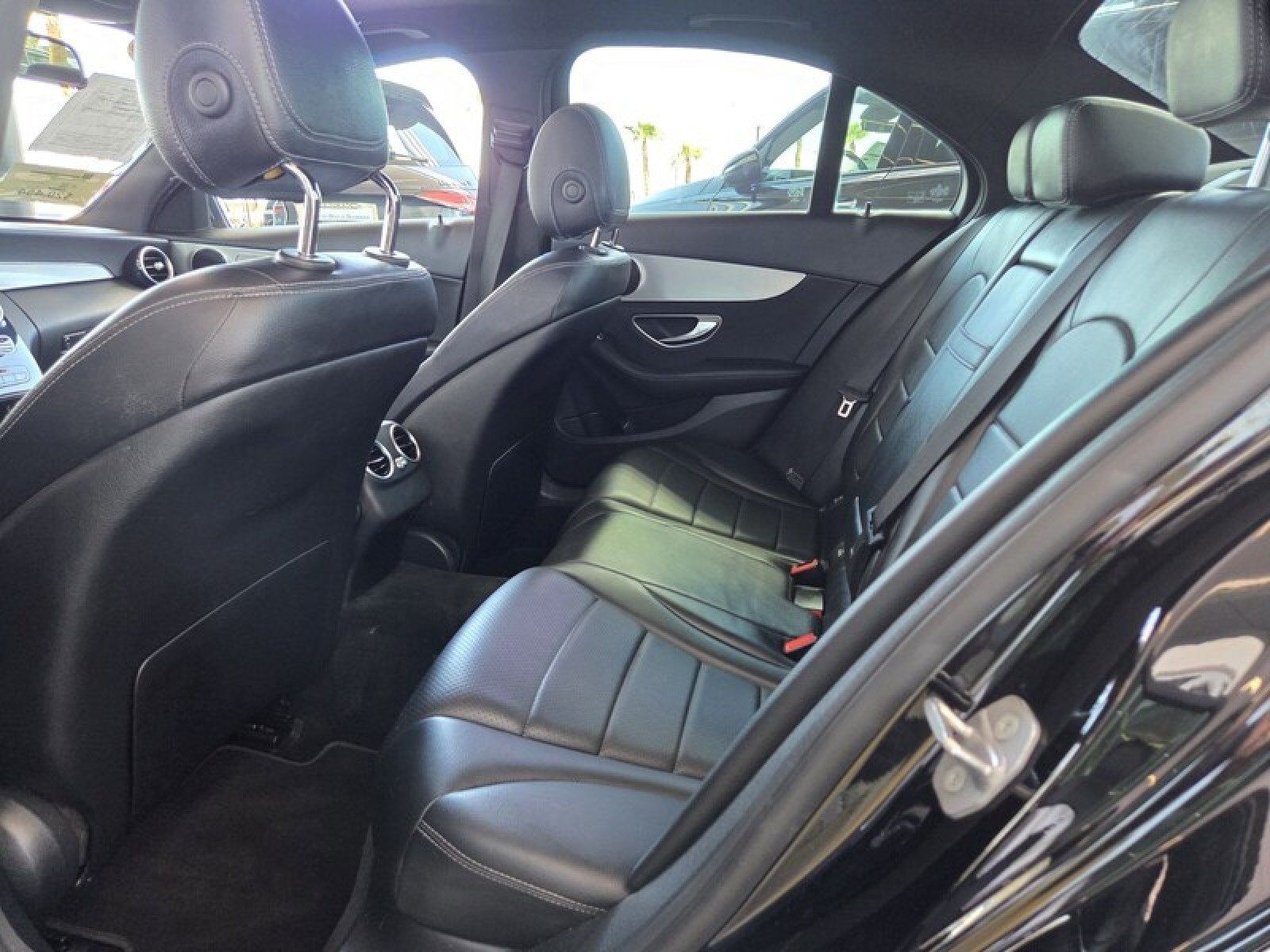 Used 2018 Mercedes-Benz C 300 Sedan image 14