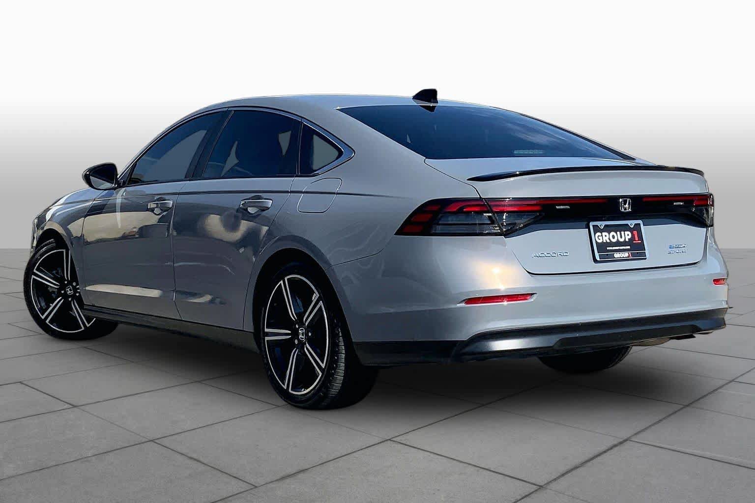 Used 2023 Honda Accord Sport image 12