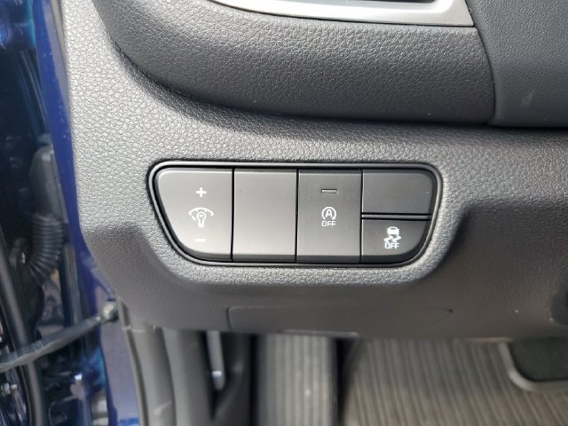 Certified 2025 Kia Seltos EX w/ EX Sunroof Package FWD image 37