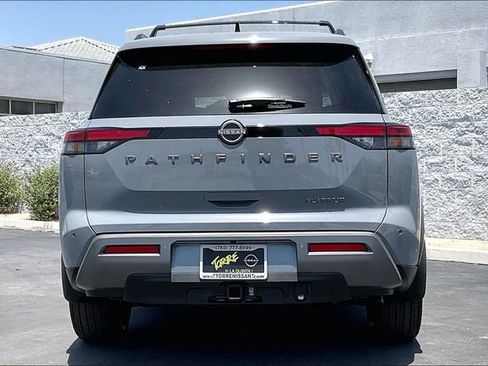 New 2026 Nissan Pathfinder Platinum FWD image 3