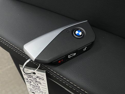 New 2026 BMW X5 xDrive50e AWD/4WD image 36