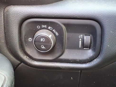 Used 2025 RAM 5500 Tradesman RWD image 28