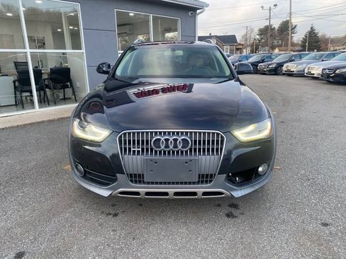 Used 2015 Audi A4 Premium Plus w/ Technology Package image 2