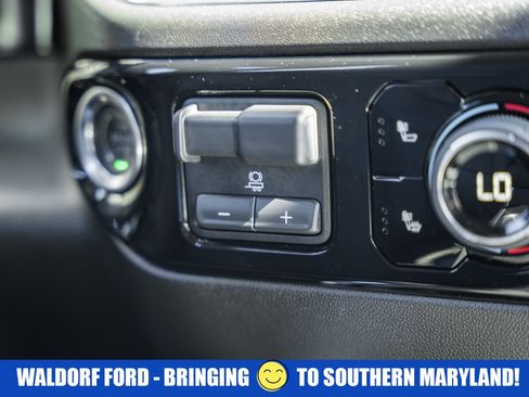 Used 2025 Chevrolet Silverado 2500 LT w/ Trail Boss Package image 34