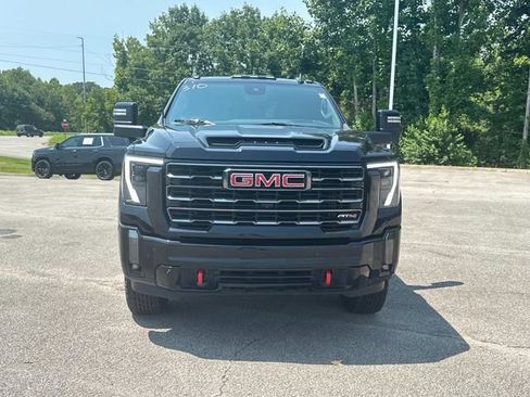 Certified 2024 GMC Sierra 2500 AT4 w/ AT4 Premium Plus Package AWD/4WD image 9