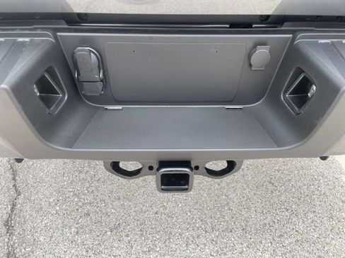 New 2026 Ford F250 XL w/ STX Appearance Package AWD/4WD image 9