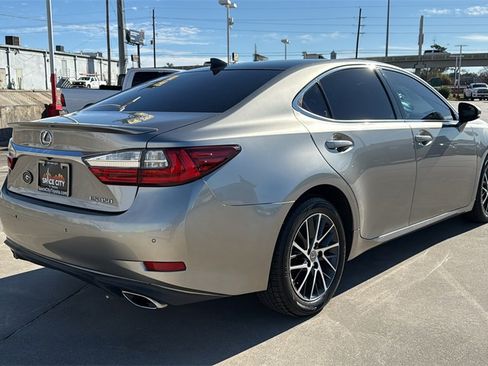 Used 2017 Lexus ES 350 image 7