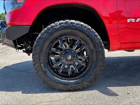 Used 2019 RAM 1500 Big Horn AWD/4WD image 35