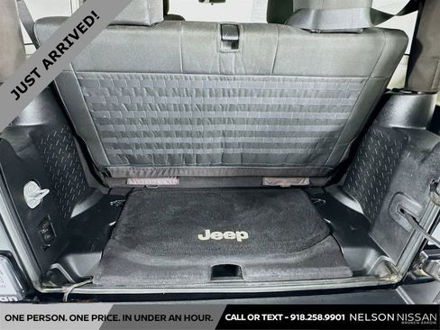 Used 2012 Jeep Wrangler Sport w/ Connectivity Group image 23