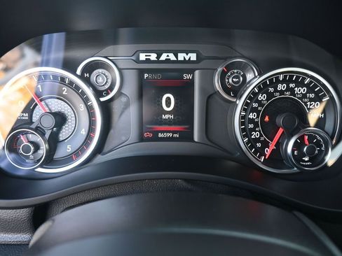 Used 2022 RAM 3500 Big Horn image 45