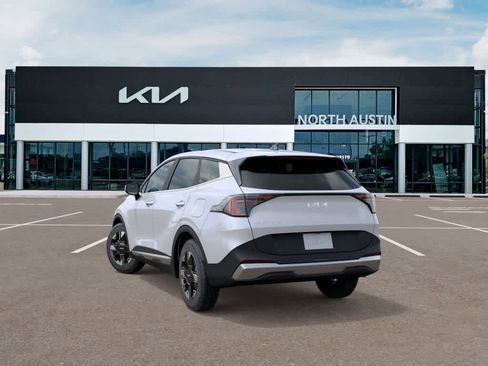 New 2026 Kia Sportage LX image 4