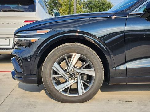 Used 2026 Genesis GV70 3.5T Sport Advanced AWD/4WD image 6