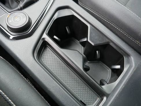 Certified 2024 Volkswagen Taos SE image 36