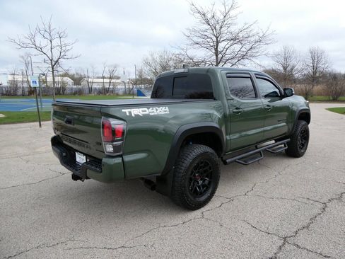 Used 2021 Toyota Tacoma TRD Off-Road w/ TRD Premium Off Road Package image 5