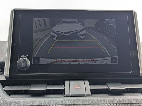 Used 2025 Toyota RAV4 LE image 19