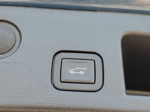 Used 2026 Chevrolet Equinox LT w/ Convenience Package II AWD/4WD image 39