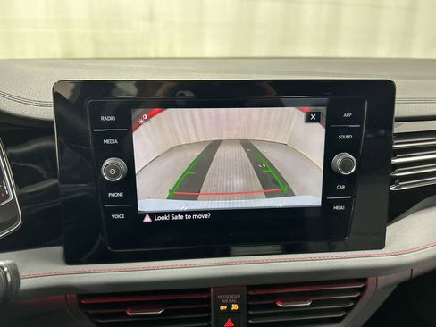 Used 2025 Volkswagen Jetta GLI Autobahn image 15