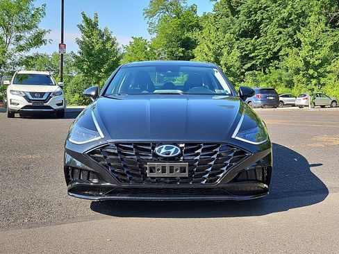 Used 2020 Hyundai Sonata SEL w/ Convenience + Sunroof Package FWD image 2