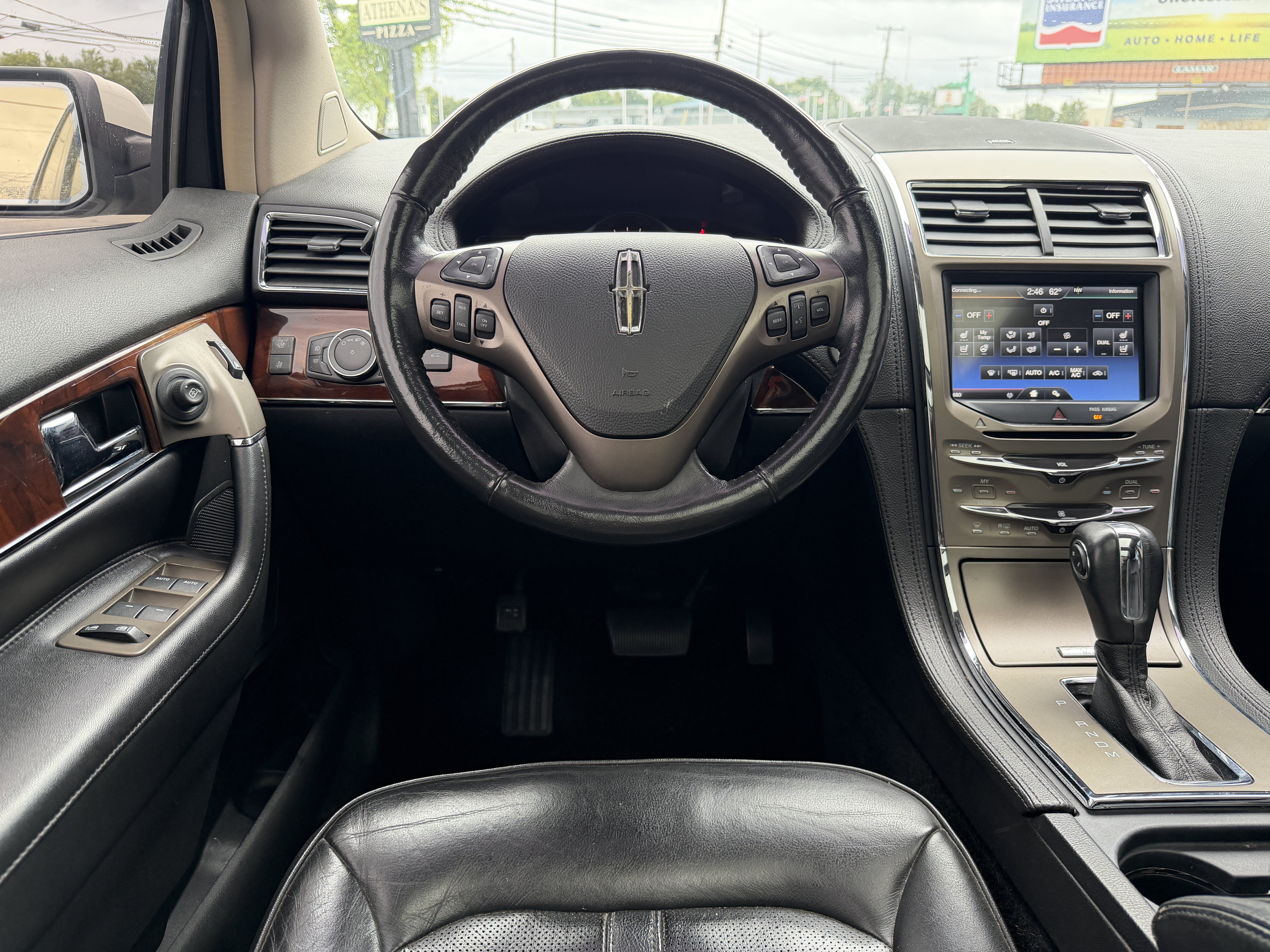 Used 2012 Lincoln MKX AWD image 18