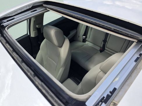 Used 2024 Honda Accord Touring image 4