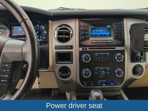Used 2015 Ford Expedition EL XLT image 19