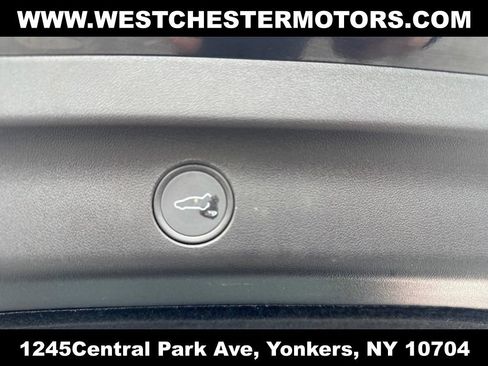 Used 2021 Tesla Model Y Long Range AWD/4WD image 28