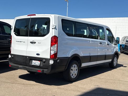 Used 2019 Ford Transit 350 XLT RWD image 9