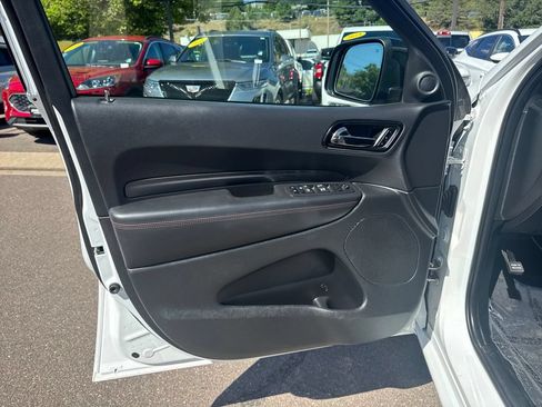 Used 2024 Dodge Durango GT AWD/4WD image 16