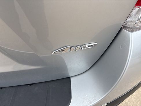 Used 2011 Toyota Highlander 4WD w/ Tech Pkg image 21