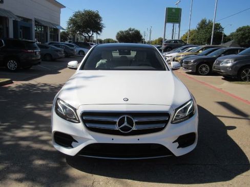 Used 2017 Mercedes-Benz E 300 image 2