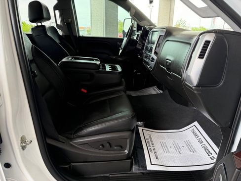 Used 2019 GMC Sierra 2500 SLT w/ Duramax Plus Package AWD/4WD image 36