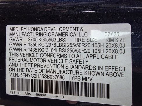 Used 2025 Honda Pilot Sport image 33