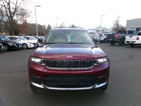 Used 2021 Jeep Grand Cherokee L Limited image 8