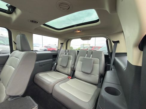 Used 2019 Ford Flex SEL w/ Equipment Group 202A AWD/4WD image 18