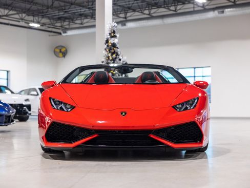 Used 2017 Lamborghini Huracan LP 610-4 image 2