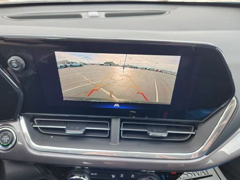 Used 2026 Chevrolet Trax ACTIV image 18