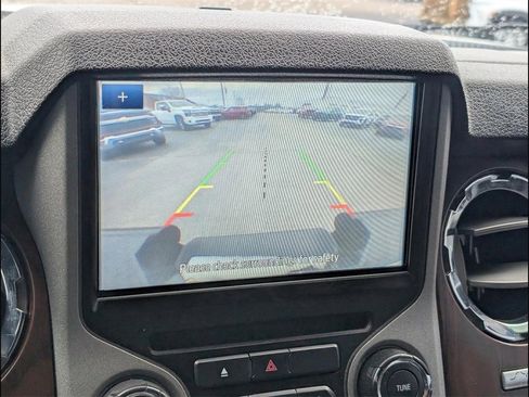 Used 2013 Ford F250 Lariat w/ Chrome Pkg image 8