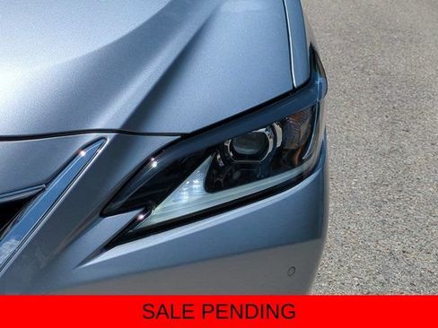 Certified 2025 Lexus ES 350 w/ Premium Package FWD image 10